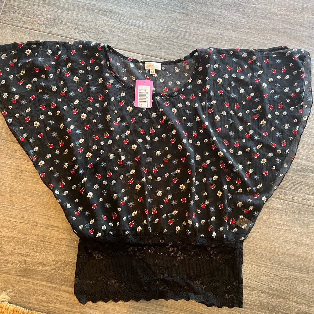 New sheer blouse, open sleeves, lace band at waist! Never worn!